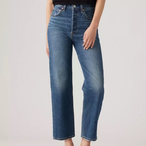 Levi's Ribcage Straight Ankle Jeans - Picture 1 of 7